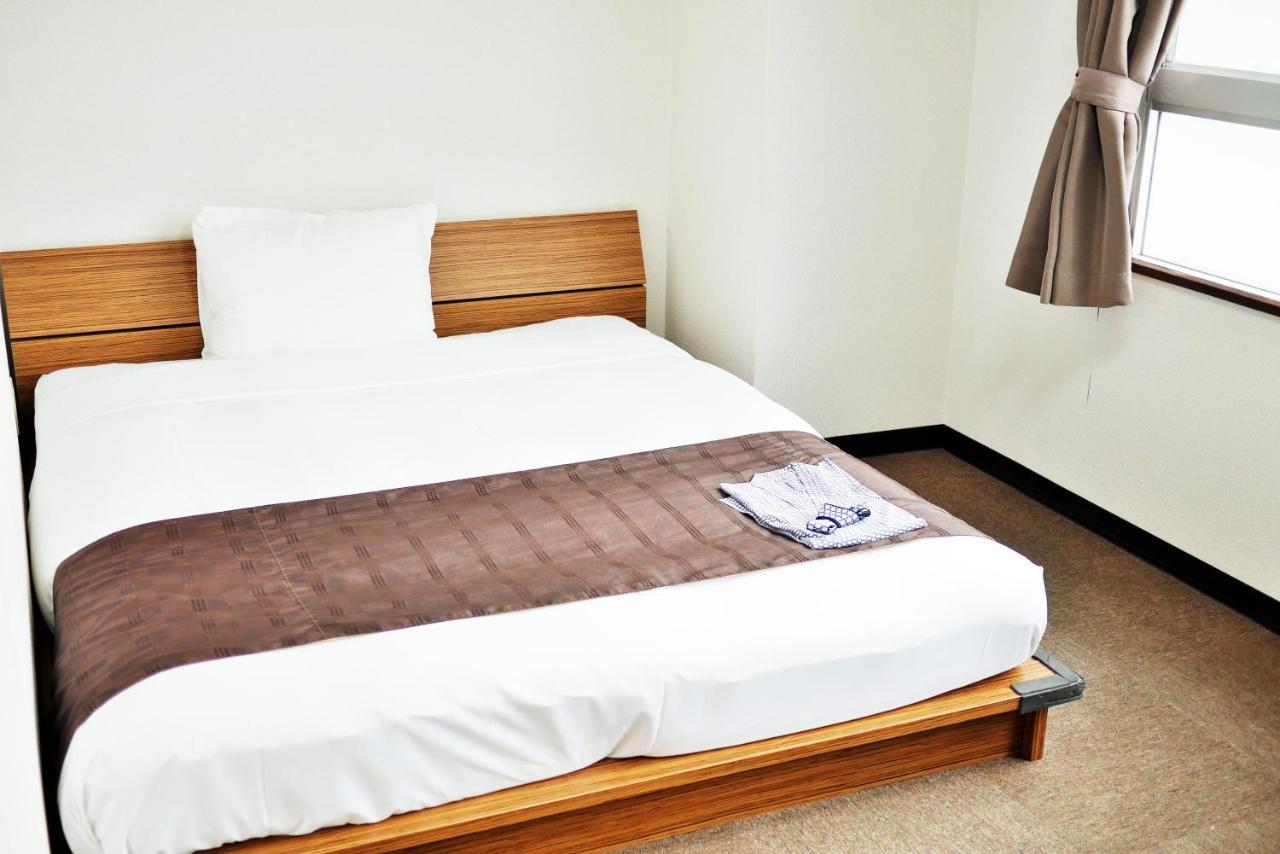 Hiroshima Peace Hotel Buitenkant foto