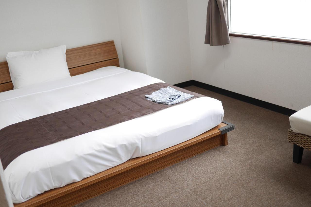 Hiroshima Peace Hotel Buitenkant foto